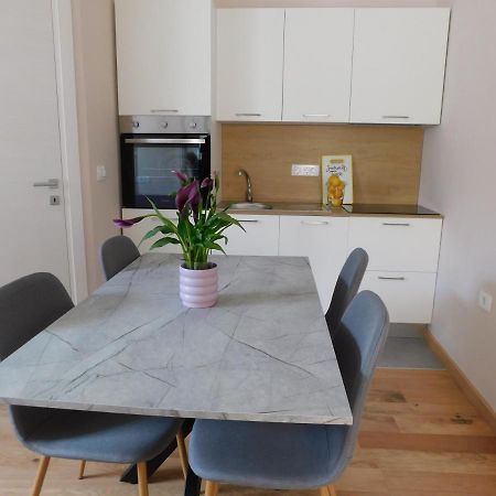 Hisa Limoni Apartamento Koper Exterior foto
